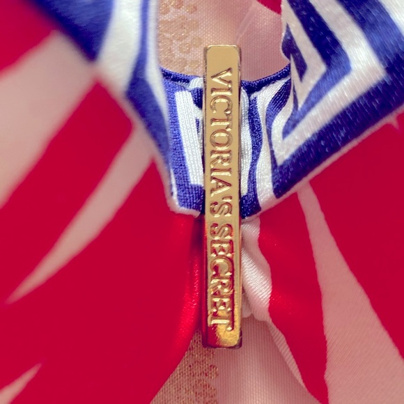 💕VICTORIA SECRET 💕Miraculous Bombshell bikini .RARE👙 DISCONTINUED. - Picture 8 of 16